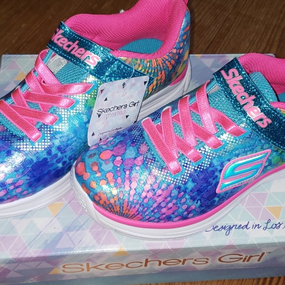 girls skechers size 3